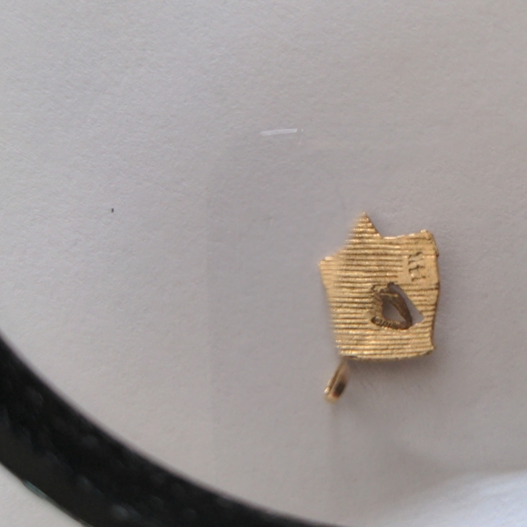 14k Gold Panther Head Charm - Picture 3 of 5